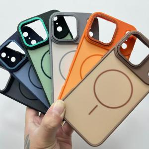 iPhone 17 pro Max phone pouch
